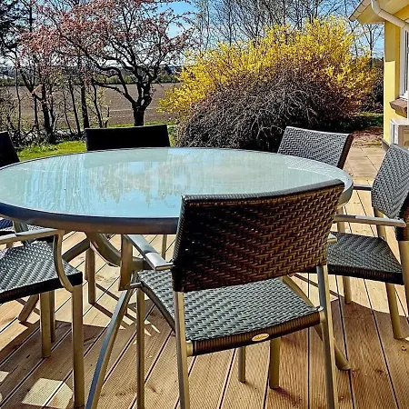 4 Person In Ostervra-by Traum * Ostervra